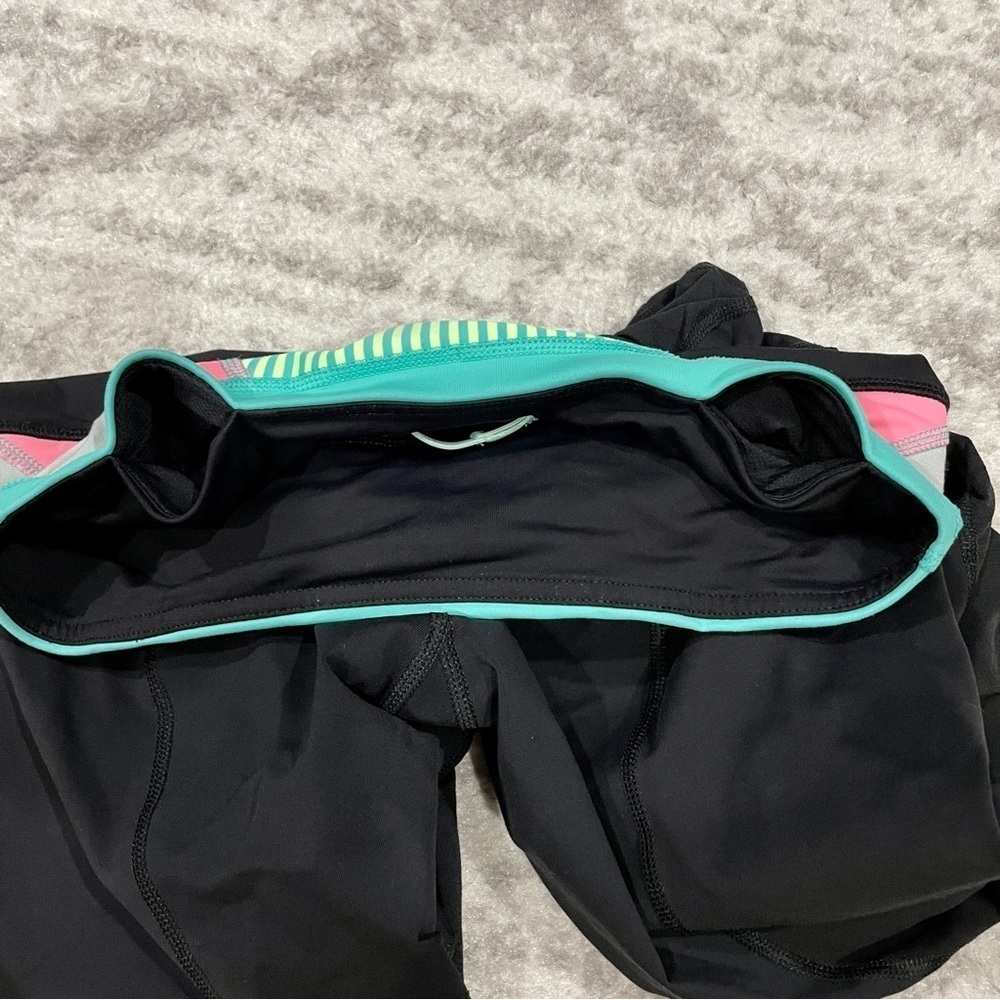 Lululemon SoulCycle Skull Run Inspire II Crop - Picture 10 of 13